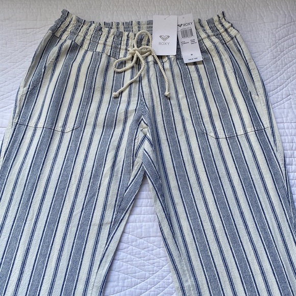Roxy Oceanside Stripe Flared Linen Pants M NWT - Picture 3 of 16